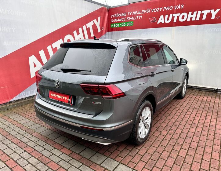 Volkswagen Tiguan 8