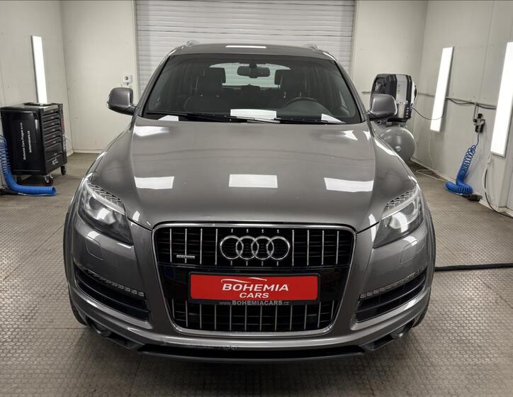 Audi Q7 2