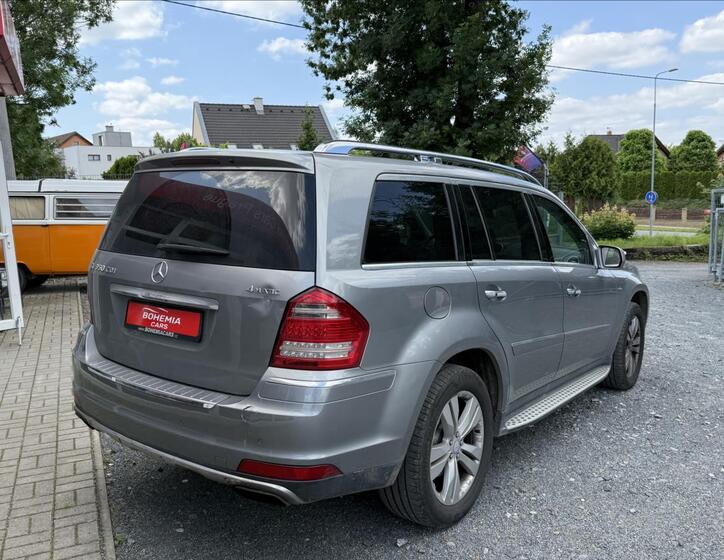 Mercedes-Benz GL 4