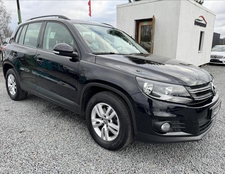 Volkswagen Tiguan 9
