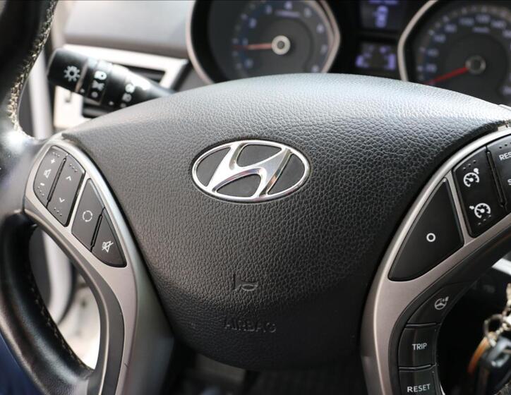 Hyundai i30 22