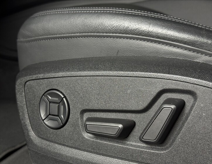 Audi e-tron 27