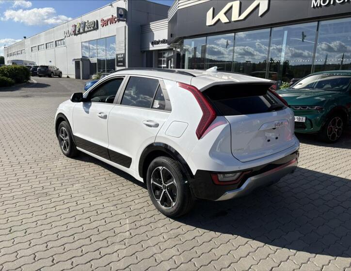 KIA Niro 5