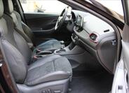 Hyundai i30 16