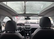 Peugeot 2008 10