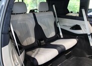 BMW X7 25