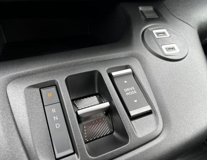 Toyota ProAce City 18