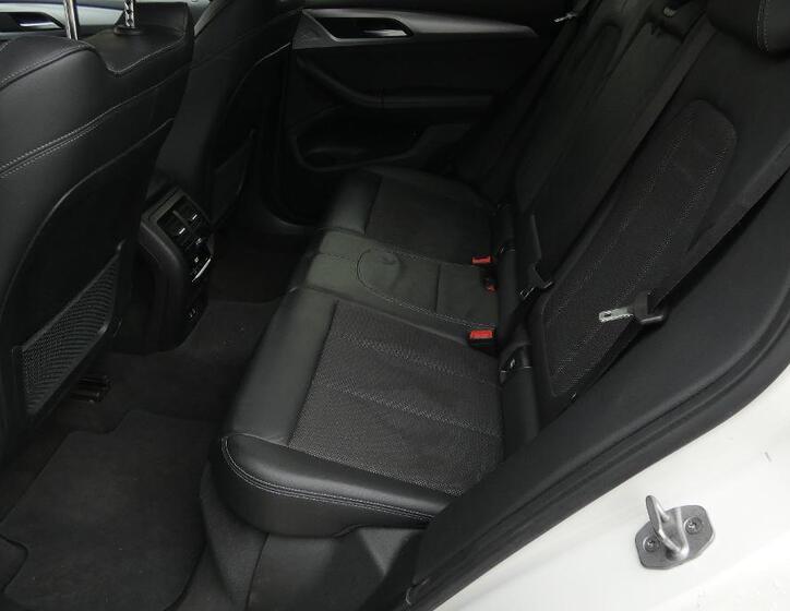 BMW X3 20