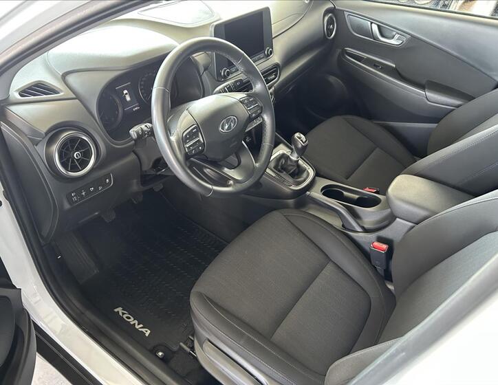 Hyundai Kona 7