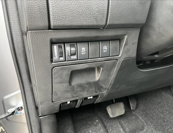 Isuzu D-Max 14
