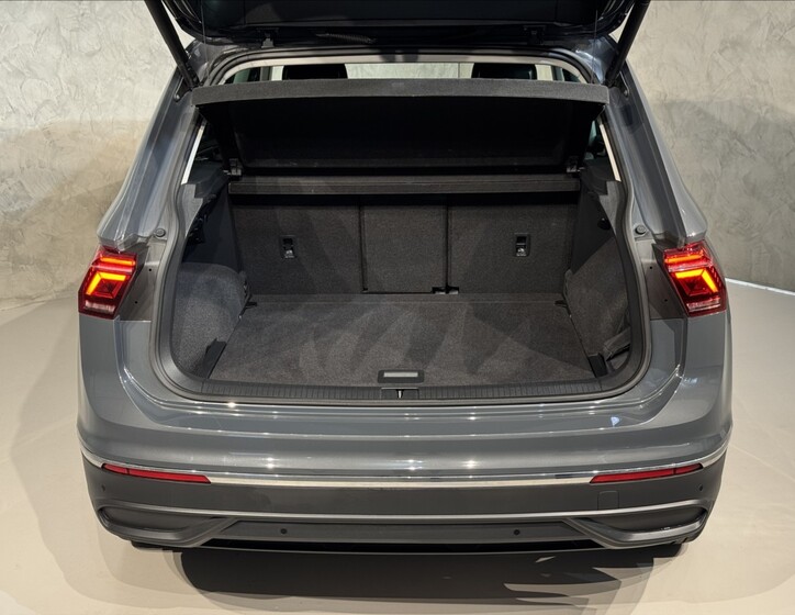 Volkswagen Tiguan 11