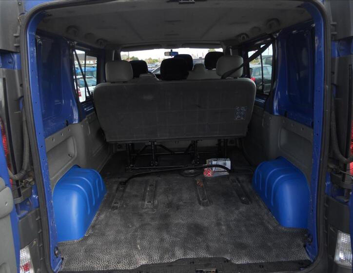 Nissan Primastar 16