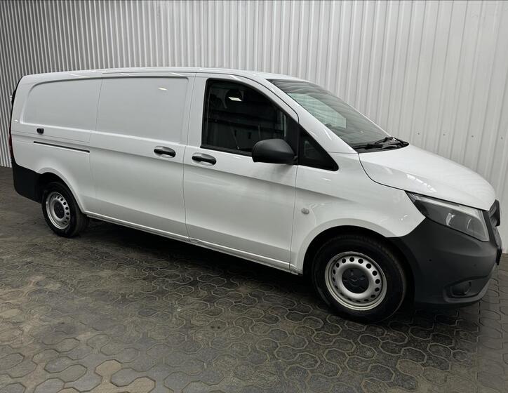 Mercedes-Benz Vito 11