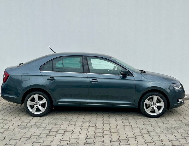 Škoda Rapid 8