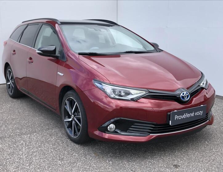 Toyota Auris 7