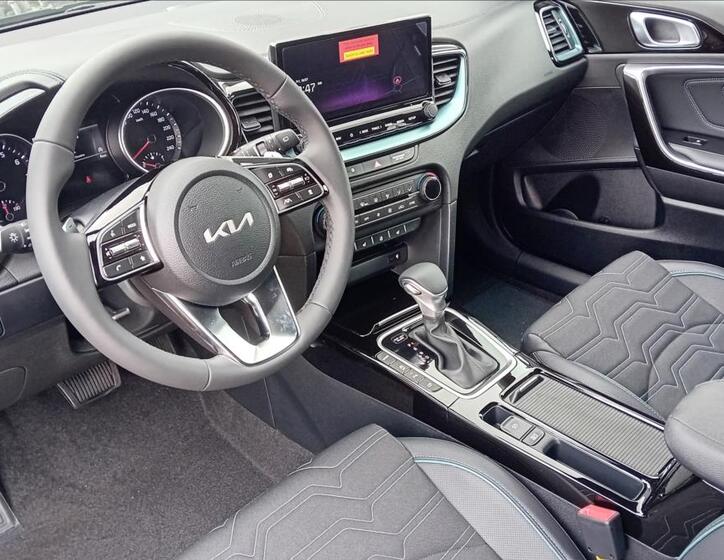 KIA XCeed 8