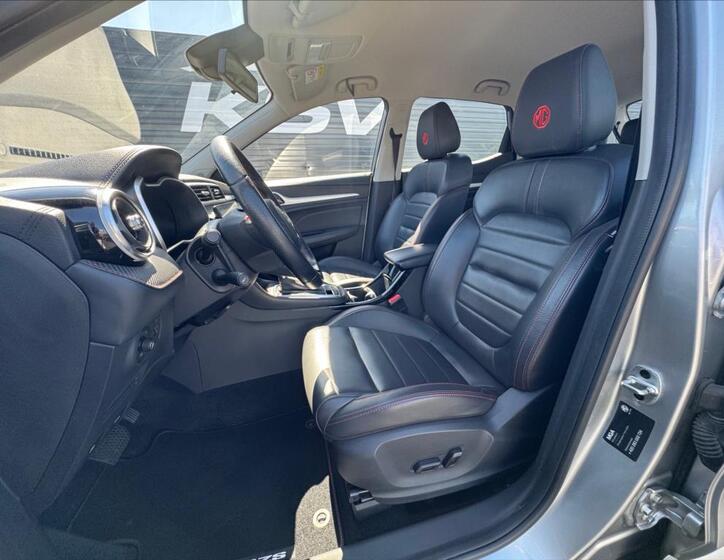 MG ZS 12
