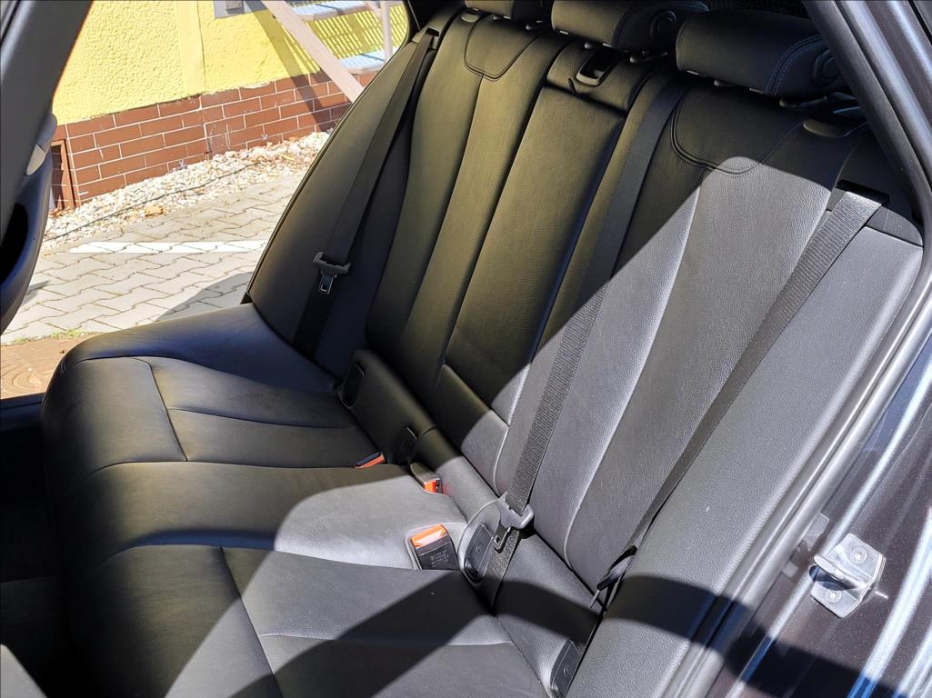 BMW Řada 3