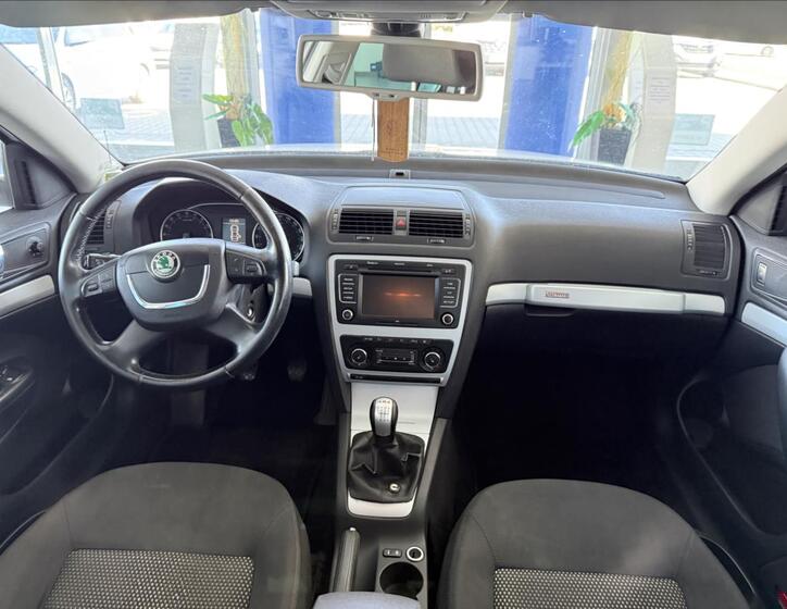 Škoda Octavia 10