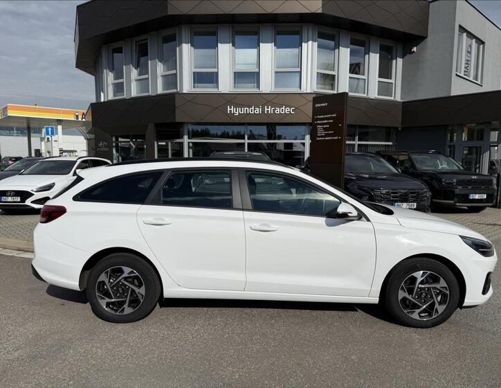 Hyundai i30 11