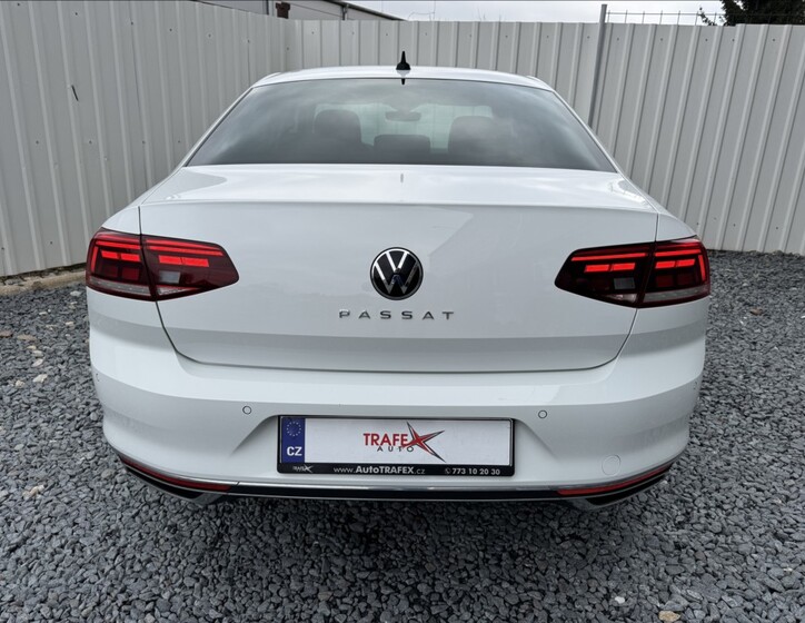 Volkswagen Passat 11