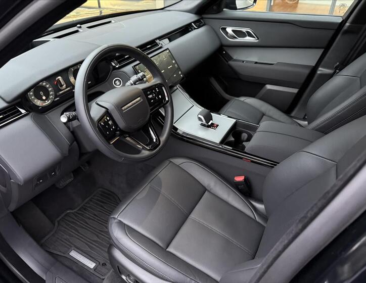 Land Rover Range Rover Velar 10