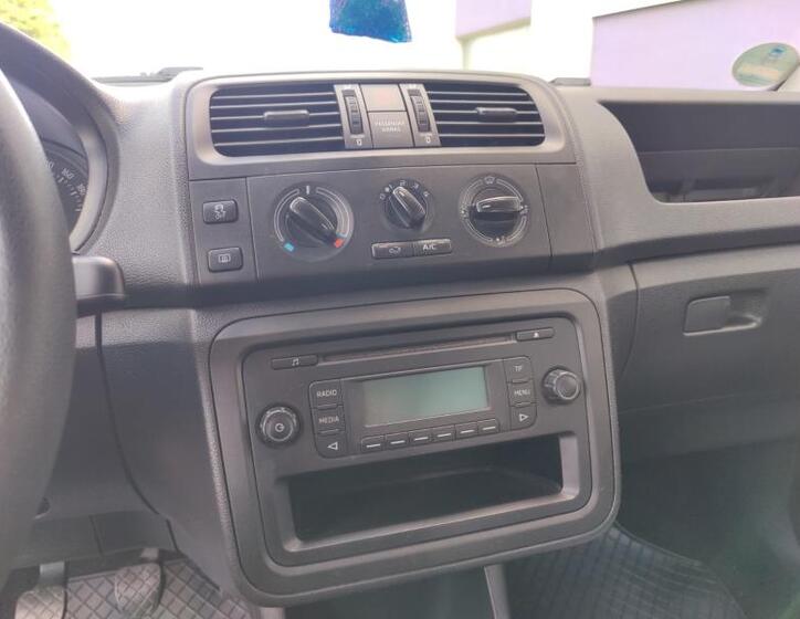 Škoda Roomster 26
