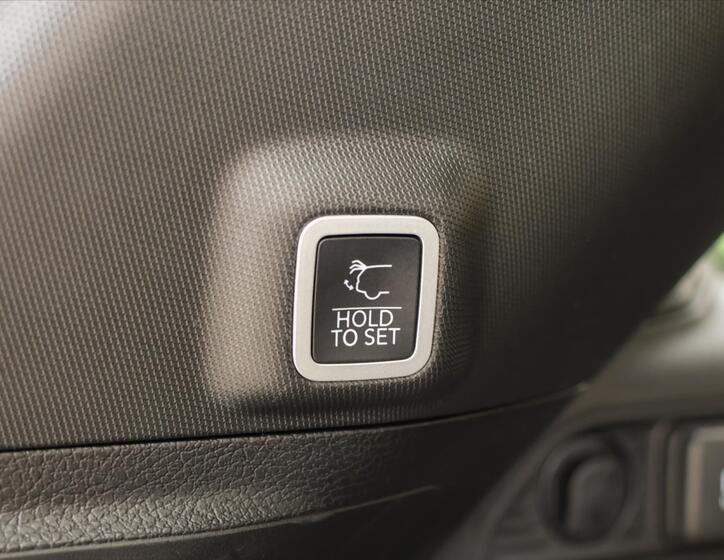 Jeep Grand Cherokee 11