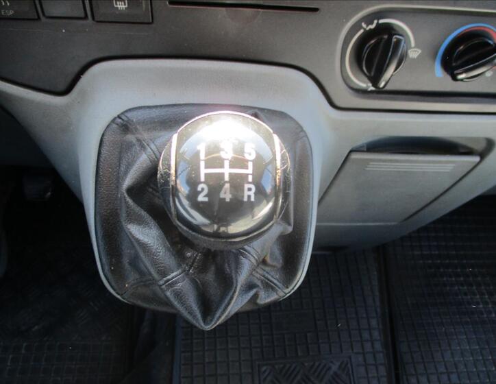 Ford Transit 11