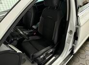 Volkswagen Passat 33