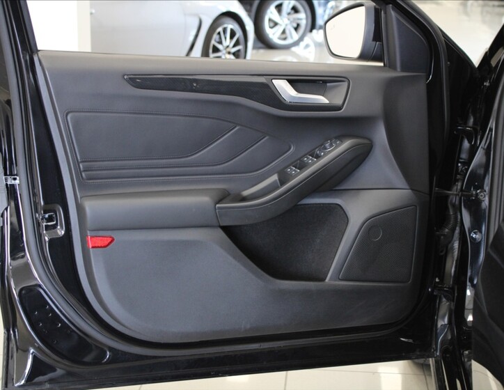 Ford Focus 18