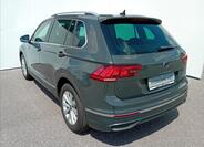 Volkswagen Tiguan 9