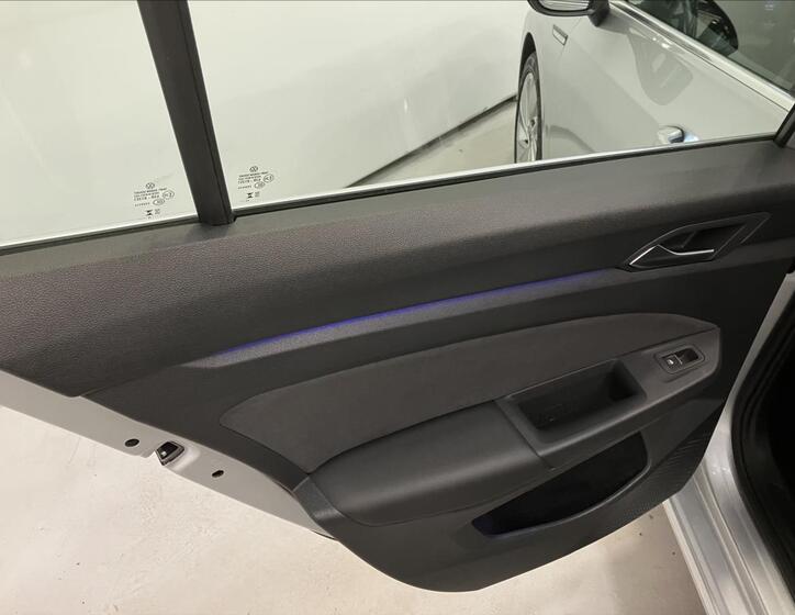 Volkswagen Golf 25