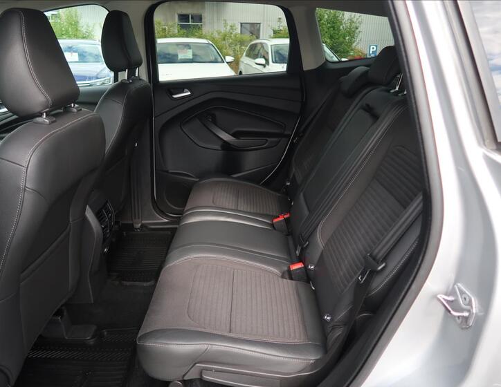 Ford Kuga 17