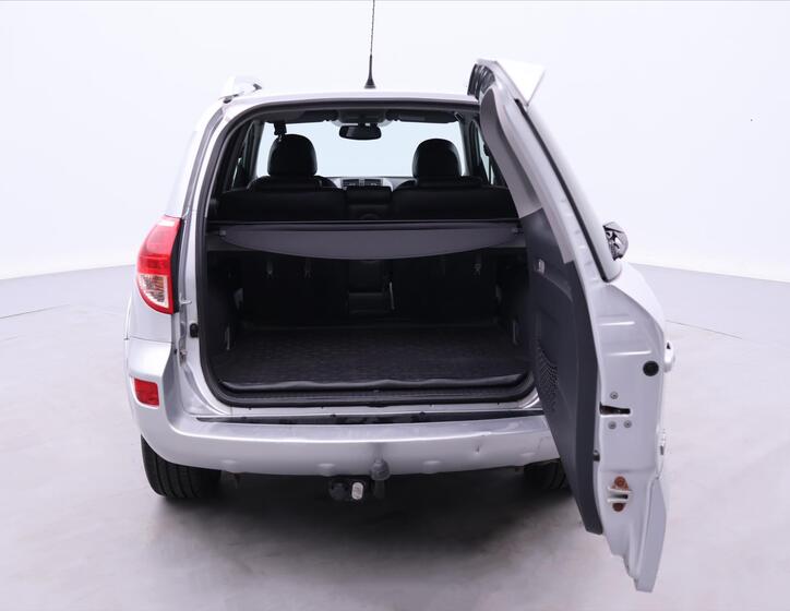 Toyota RAV4 9