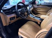 Jeep Grand Cherokee 7