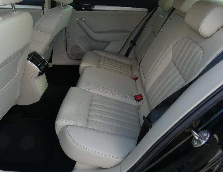 Škoda Superb 20