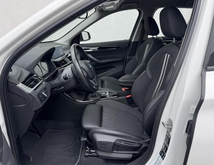 BMW X1 7