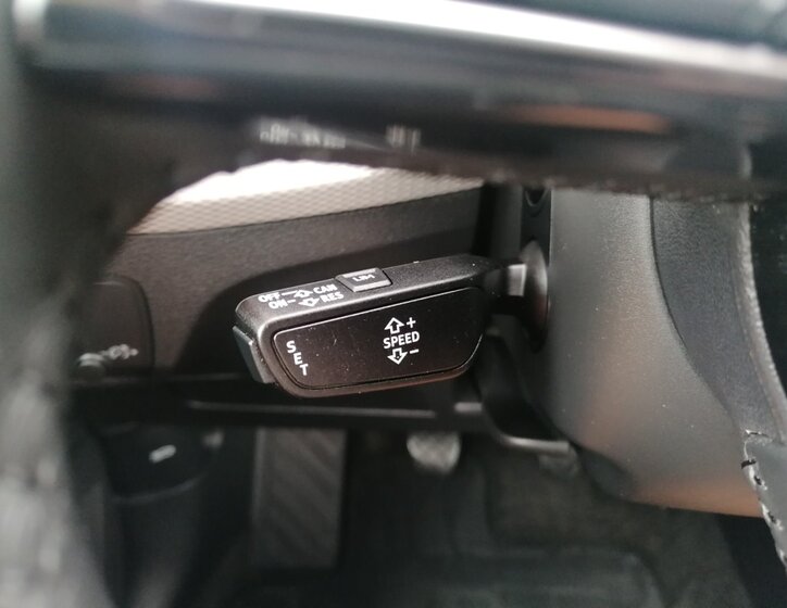 Audi Q2 21
