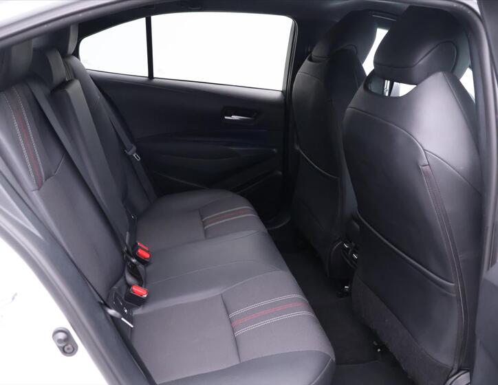 Toyota Corolla 15