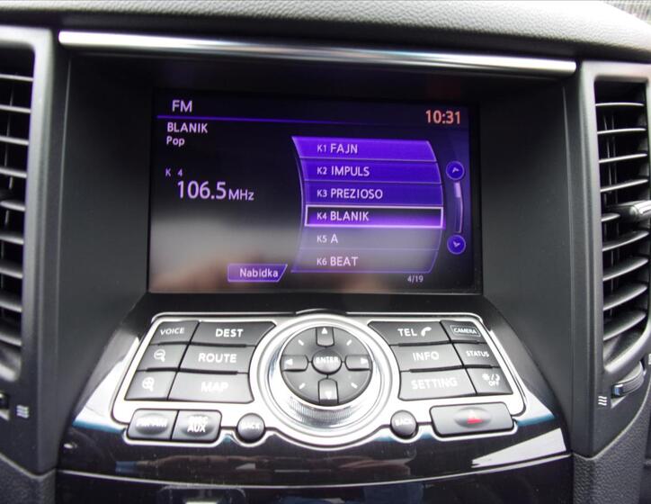 Infiniti FX30 18