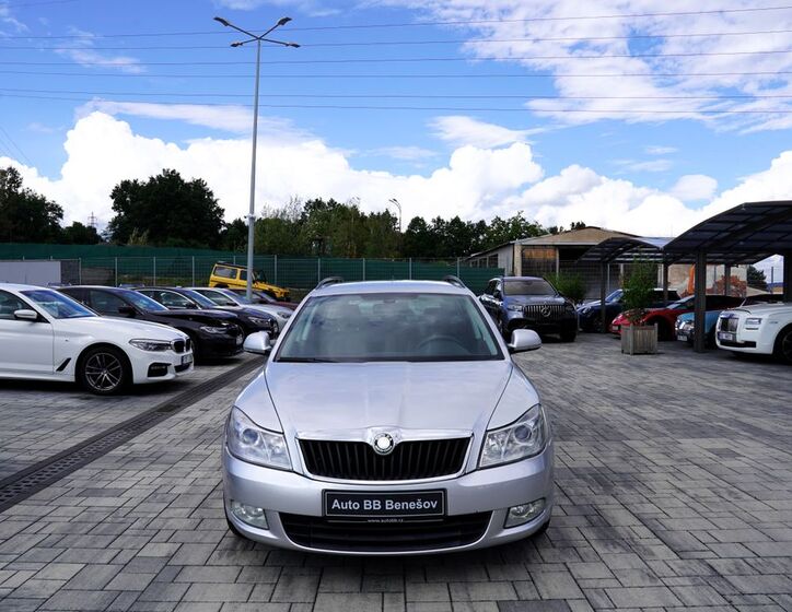 Škoda Octavia 1