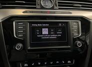 Volkswagen Passat 9