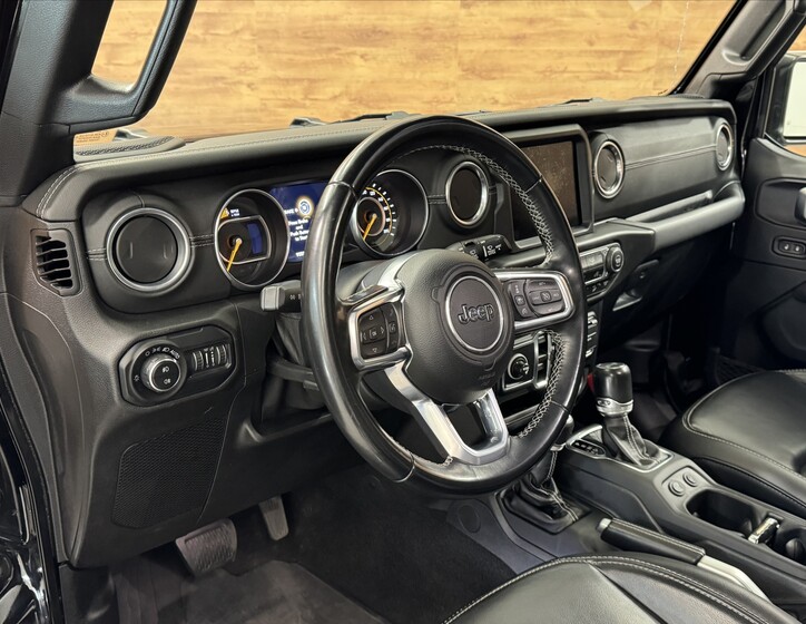 Jeep Wrangler 9