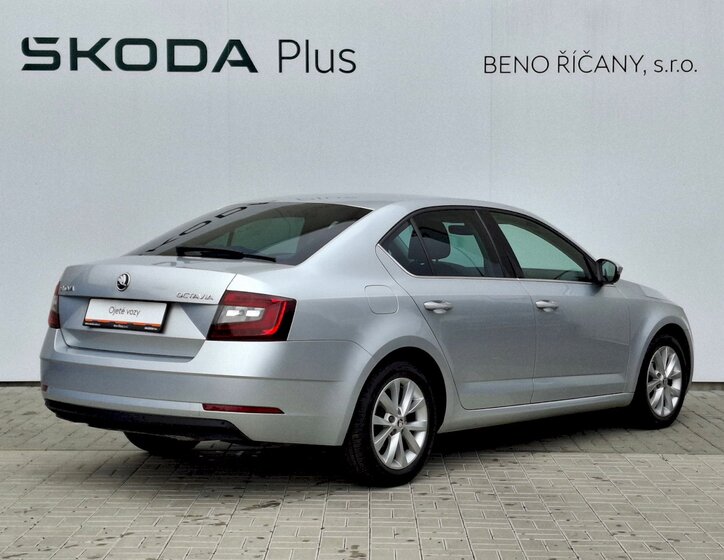 Škoda Octavia 2