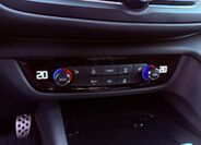 Opel Insignia 25