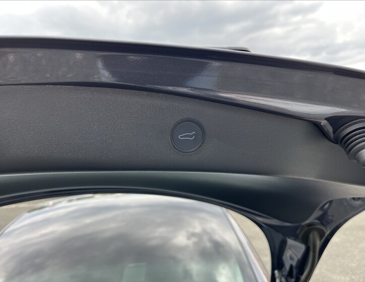 Tesla Model 3 36
