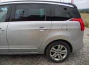 Peugeot 5008 9