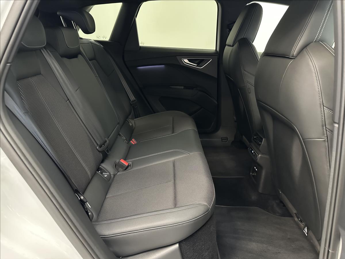 Audi Q4