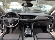 Opel Insignia 9